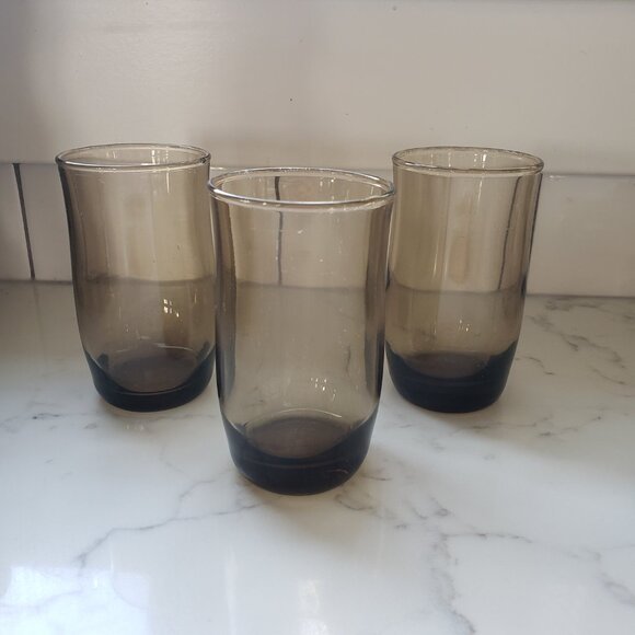 Vintage smoky glass small tulip juice 4 glasses grey brown retro glassware - Picture 4 of 12